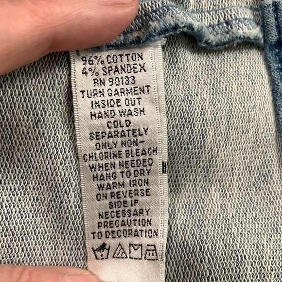 Dream Jeanne’s by Quacker Factory Stretch Jean Jacket w/ rhinestones Sz XXS - Picture 8 of 8